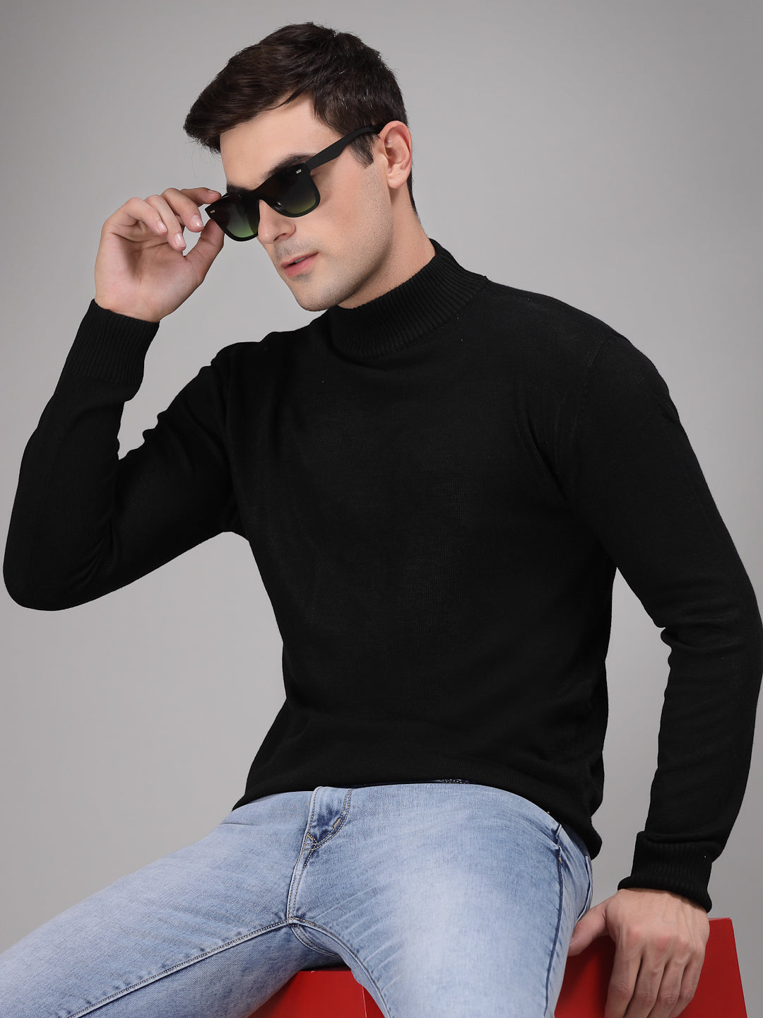 Style Quotient Men Solid Black Knitted Regular Sweater-Men's Sweaters-StyleQuotient