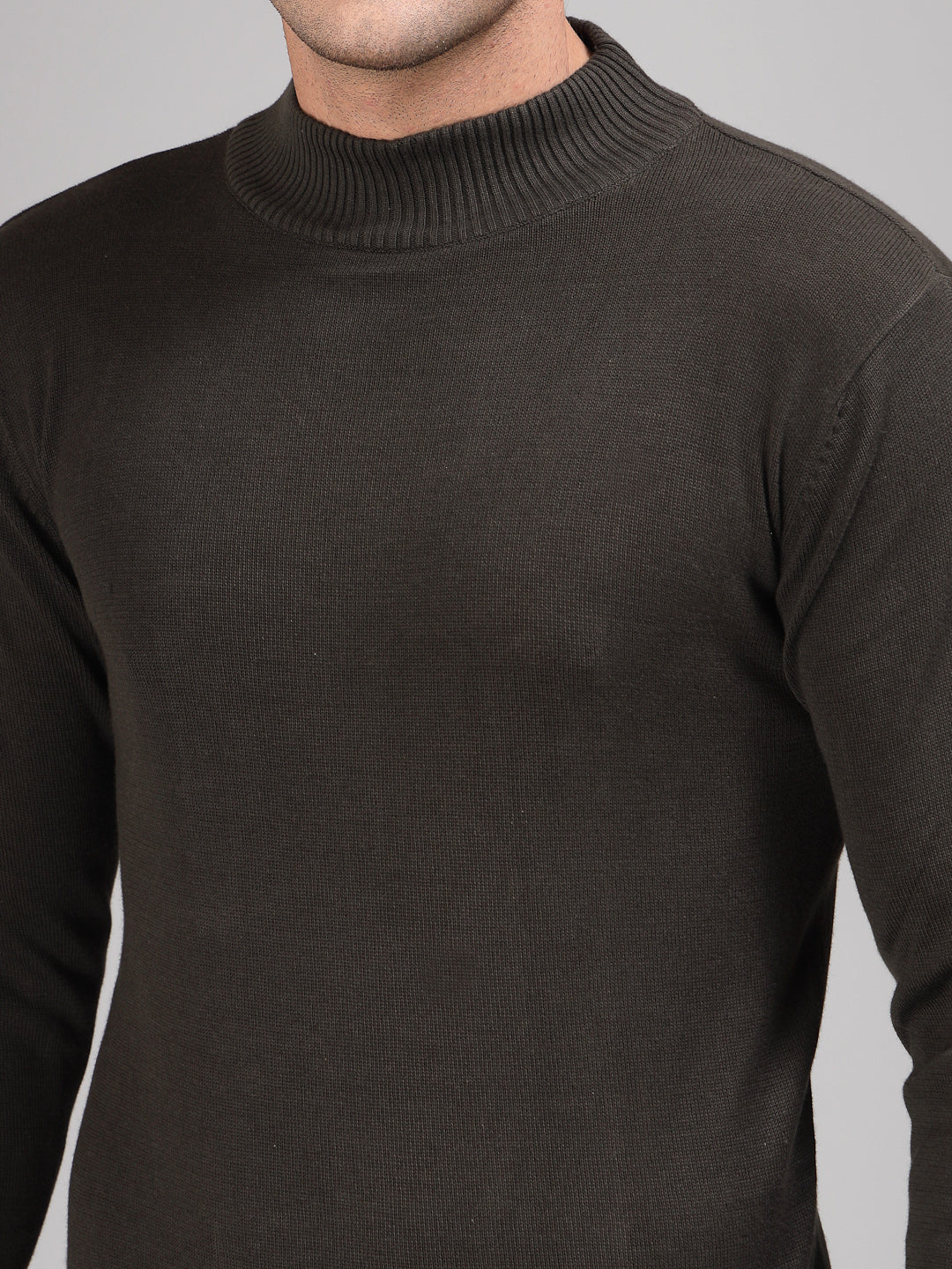 Style Quotient Men Solid Dark Green Knitted Regular Sweater-Men's Sweaters-StyleQuotient