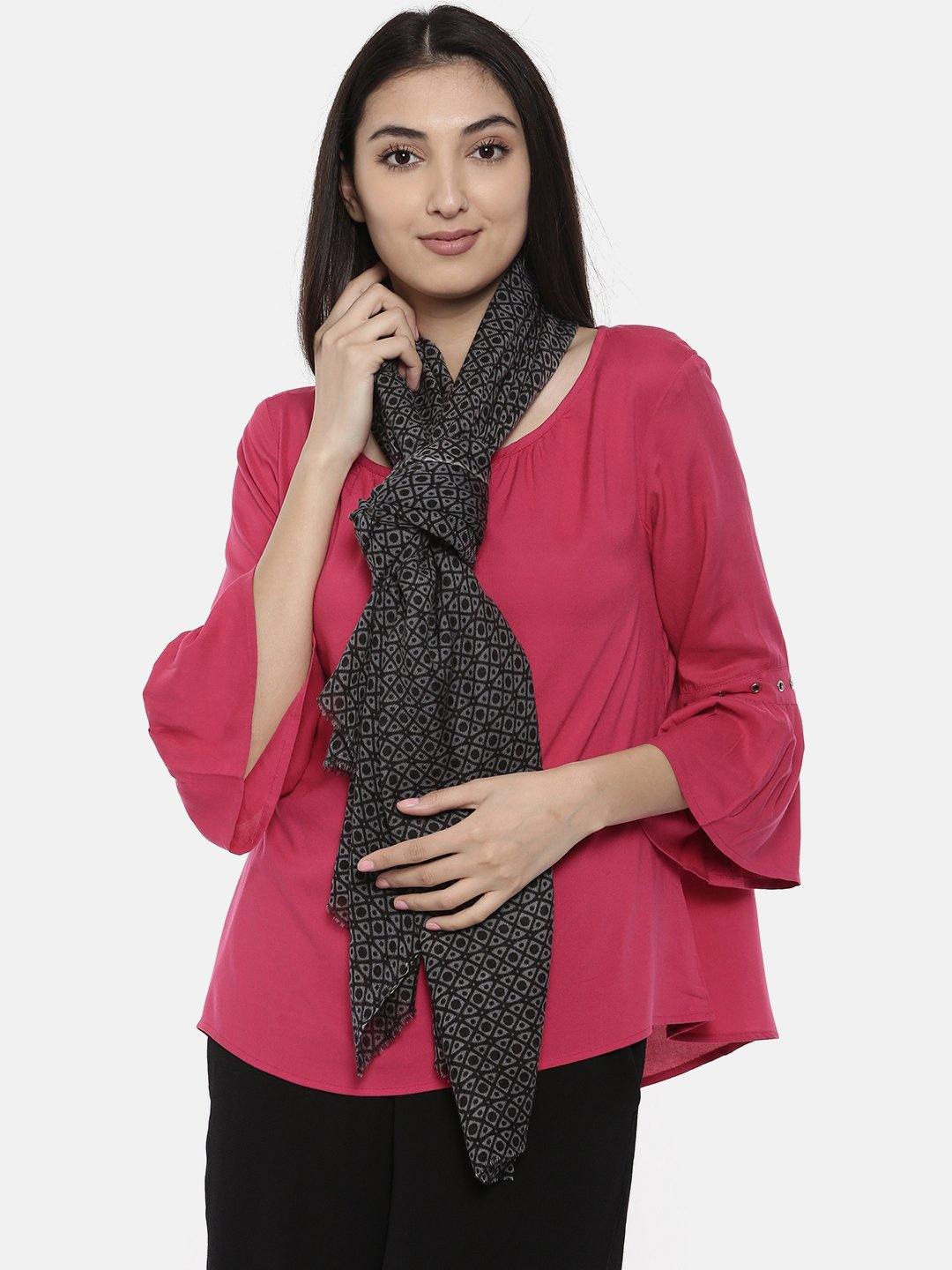 Women Grey & Black Geometric Printed Shawl-Shawl-StyleQuotient